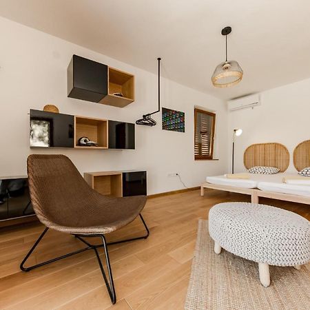 Casa Dubi Hvar ฮวาร์ ภายนอก รูปภาพ