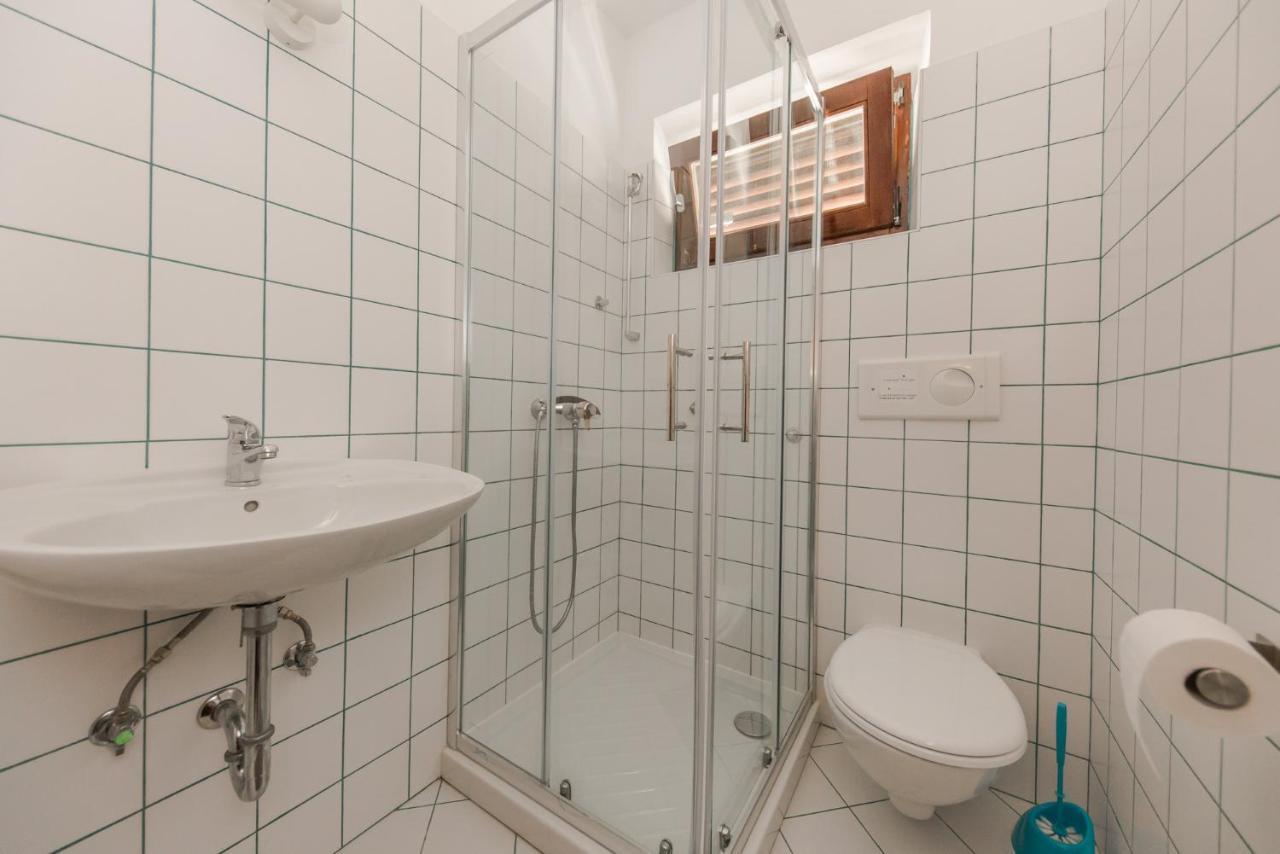 Casa Dubi Hvar ฮวาร์ ภายนอก รูปภาพ